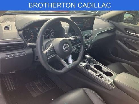 Used 2023 Nissan Altima 2.5 SL AWD/4WD image 16