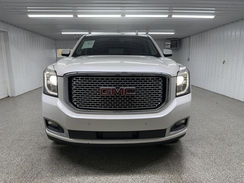 Used 2017 GMC Yukon XL Denali w/ Open Road Package image 2