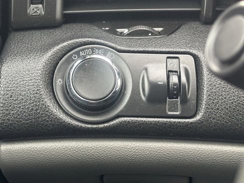 Used 2014 Chevrolet Malibu LS image 23