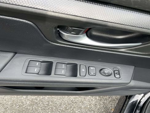 Used 2023 Honda CR-V LX image 14