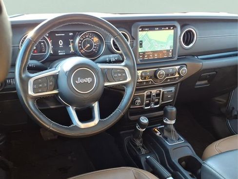 Used 2022 Jeep Gladiator Overland w/ Popular Equipment Package image 21