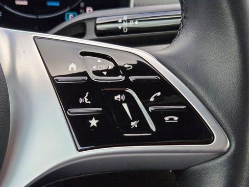 Used 2025 Mercedes-Benz C 300 C 300 image 22