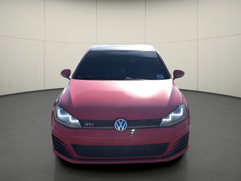 Used 2015 Volkswagen GTI 4-Door FWD image 3