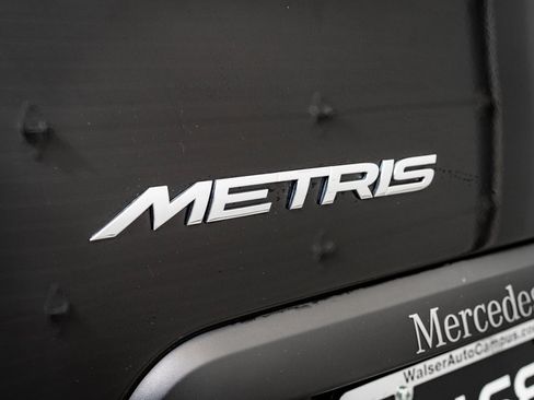Used 2023 Mercedes-Benz Metris Passenger image 9