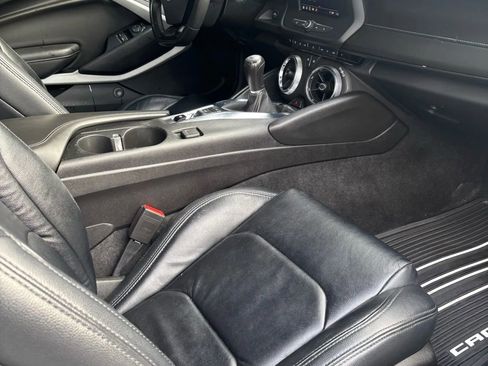 Used 2021 Chevrolet Camaro LT image 12