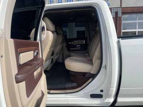 Used 2017 RAM 2500 Laramie AWD/4WD image 18