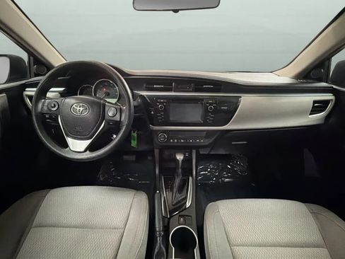 Used 2015 Toyota Corolla LE w/ Body Protection Package #1 FWD image 9