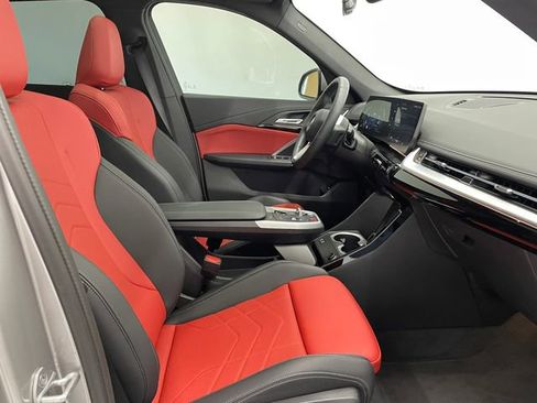 Used 2025 BMW X1 xDrive28i w/ Convenience Package image 17