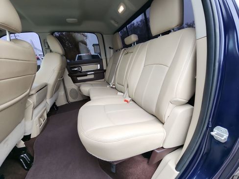 Certified 2018 RAM 1500 Laramie image 23