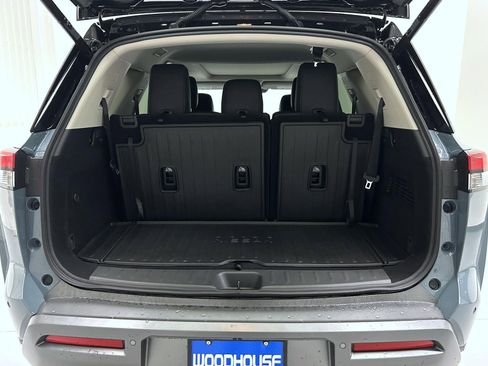 New 2026 Nissan Pathfinder Platinum AWD/4WD image 9