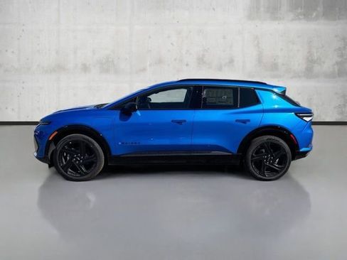 New 2026 Chevrolet Equinox EV RS image 4