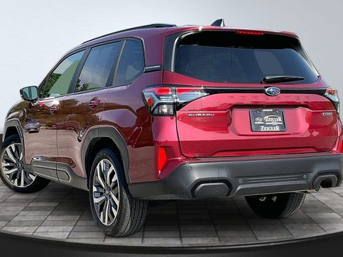 Certified 2025 Subaru Forester Touring AWD/4WD image 11