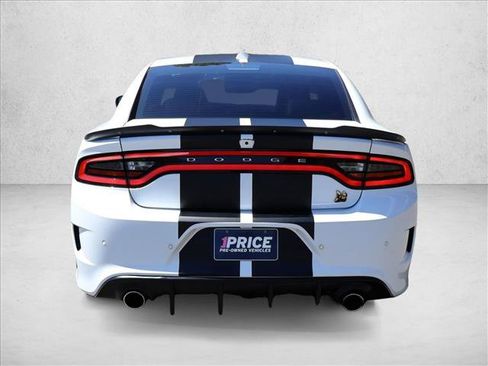 Used 2021 Dodge Charger Scat Pack w/ Dynamics Package RWD image 9