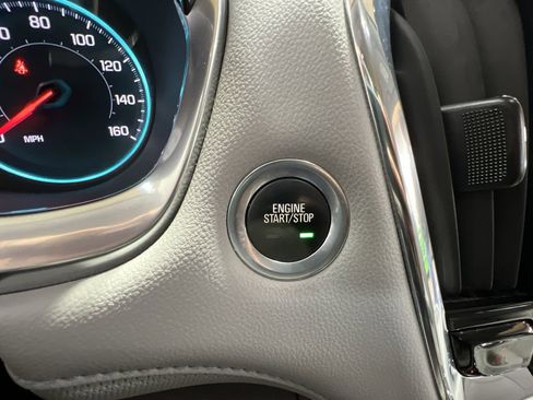 Certified 2020 Chevrolet Traverse Premier image 17