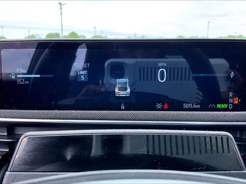 Used 2025 Ford Mustang Mach-E Select RWD image 24