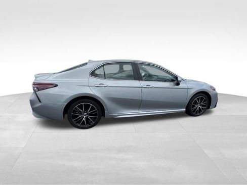 Used 2024 Toyota Camry SE image 22