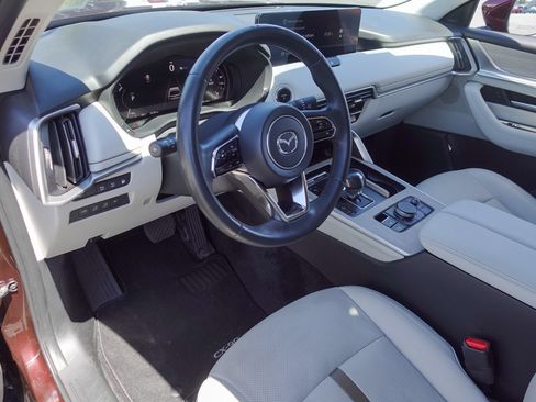 Used 2024 MAZDA CX-90 Plug-In Hybrid w/ Premium Plus AWD/4WD image 11