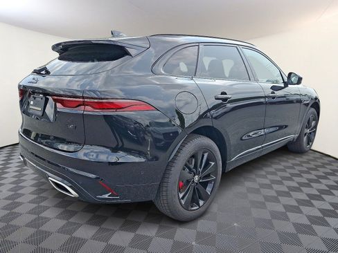 New 2026 Jaguar F-PACE R-Dynamic S image 4
