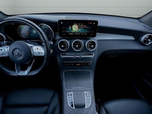 Used 2023 Mercedes-Benz GLC 300 4MATIC Coupe image 25