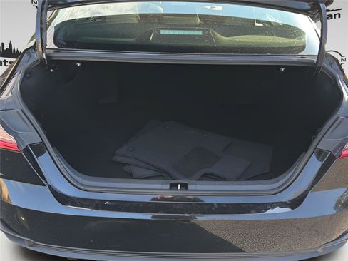 Used 2025 Toyota Camry SE FWD image 23