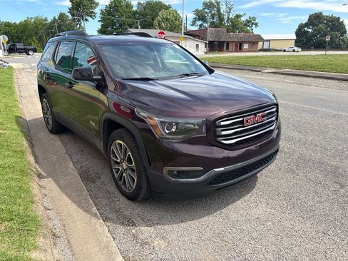 Used 2018 GMC Acadia SLT AWD/4WD image 10