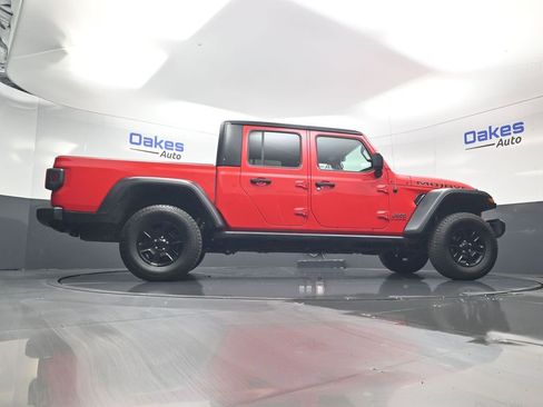 Used 2021 Jeep Gladiator Mojave AWD/4WD image 43