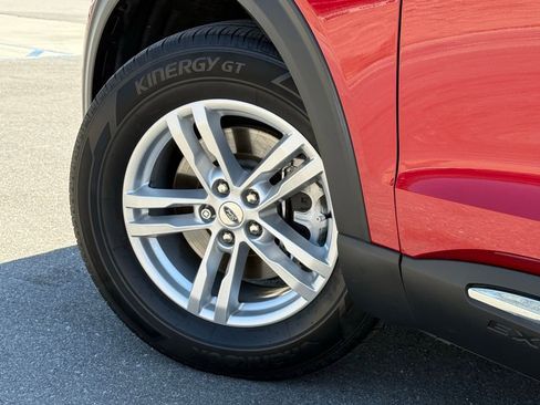 Certified 2023 Ford Explorer XLT w/ Equipment Group 202A RWD image 19