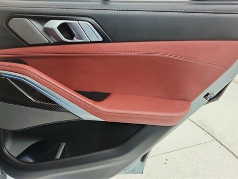 Used 2025 BMW X6 M60i image 28