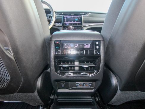 Used 2023 Jeep Grand Cherokee L Overland w/ Rear Seat Video Group I AWD/4WD image 12
