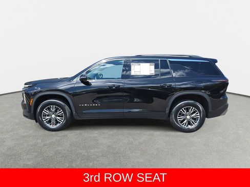 Used 2024 Chevrolet Traverse LT FWD image 8