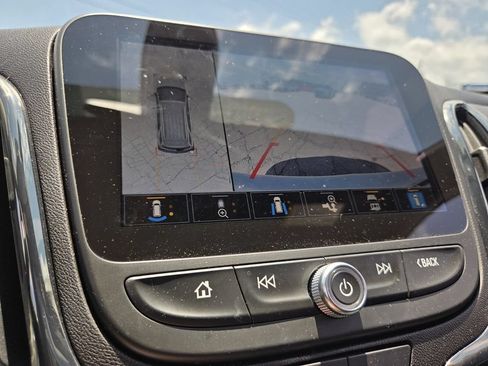 Used 2024 Chevrolet Equinox RS FWD image 25