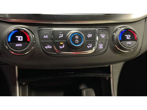 Used 2018 Chevrolet Impala LT w/ LT Leather Package image 13