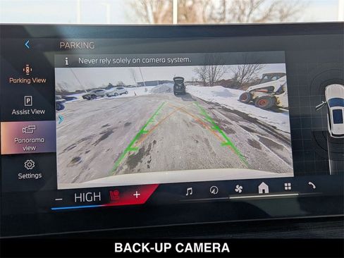 Certified 2024 BMW X5 xDrive40i w/ M Sport Package image 23