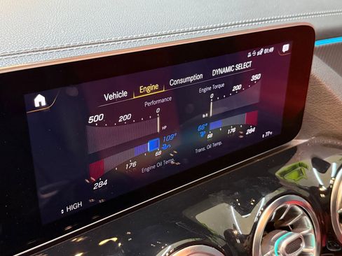 Used 2021 Mercedes-Benz GLA 45 AMG 4MATIC image 38