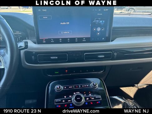 Certified 2022 Lincoln Nautilus Reserve AWD/4WD image 19