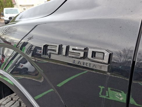 Used 2019 Ford F150 Lariat image 30