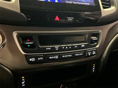 Used 2018 Honda Pilot EX-L image 29