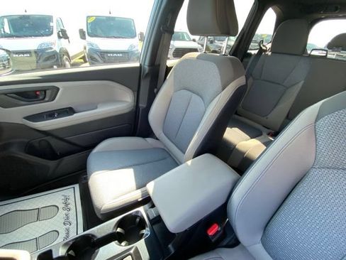 Used 2026 Subaru Forester Premium AWD/4WD image 10