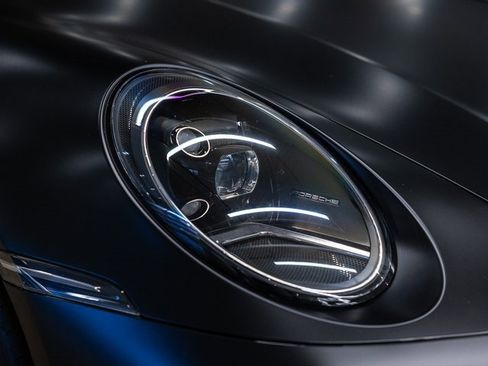 Used 2024 Porsche 911 Targa 4S w/ Premium Package image 7