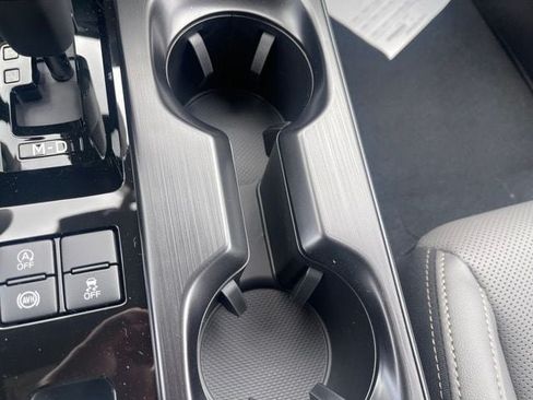 New 2026 Subaru Outback Limited AWD/4WD image 30