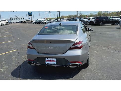 Used 2025 Genesis G70 2.5T AWD/4WD image 7