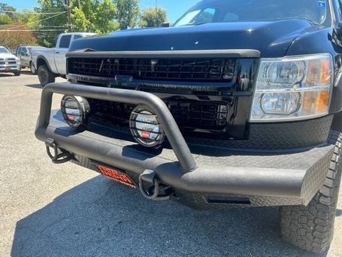 Used 2007 Chevrolet Silverado 3500 LTZ w/ EZ-Lift Tailgate Package AWD/4WD image 10
