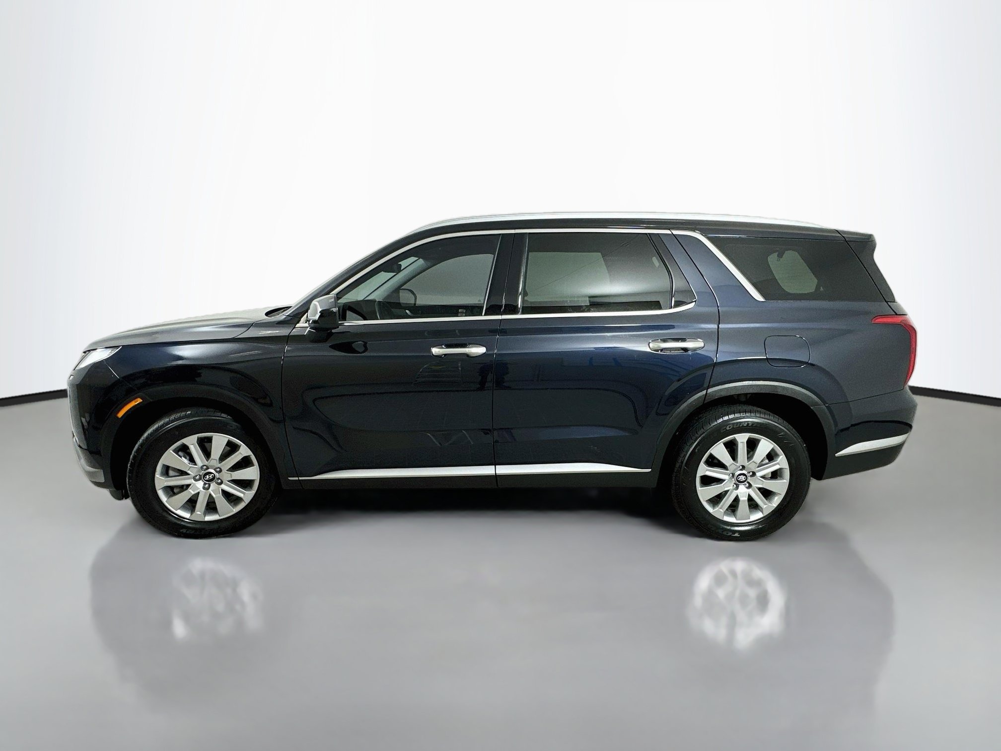 Used 2023 Hyundai Palisade SEL FWD image 4