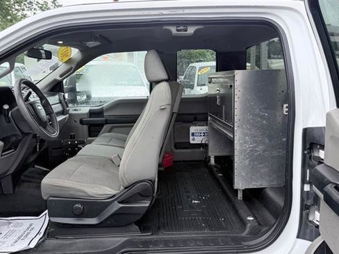 Used 2017 Ford F250 XL w/ Power Equipment Group RWD image 13