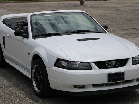 Used 2000 Ford Mustang GT RWD image 25