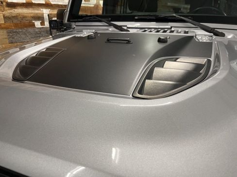 Used 2017 Jeep Wrangler Unlimited Rubicon image 8