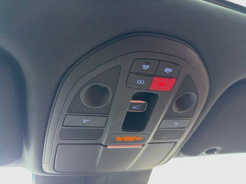 Used 2025 Genesis G70 2.5T w/ Sport Prestige Package image 35