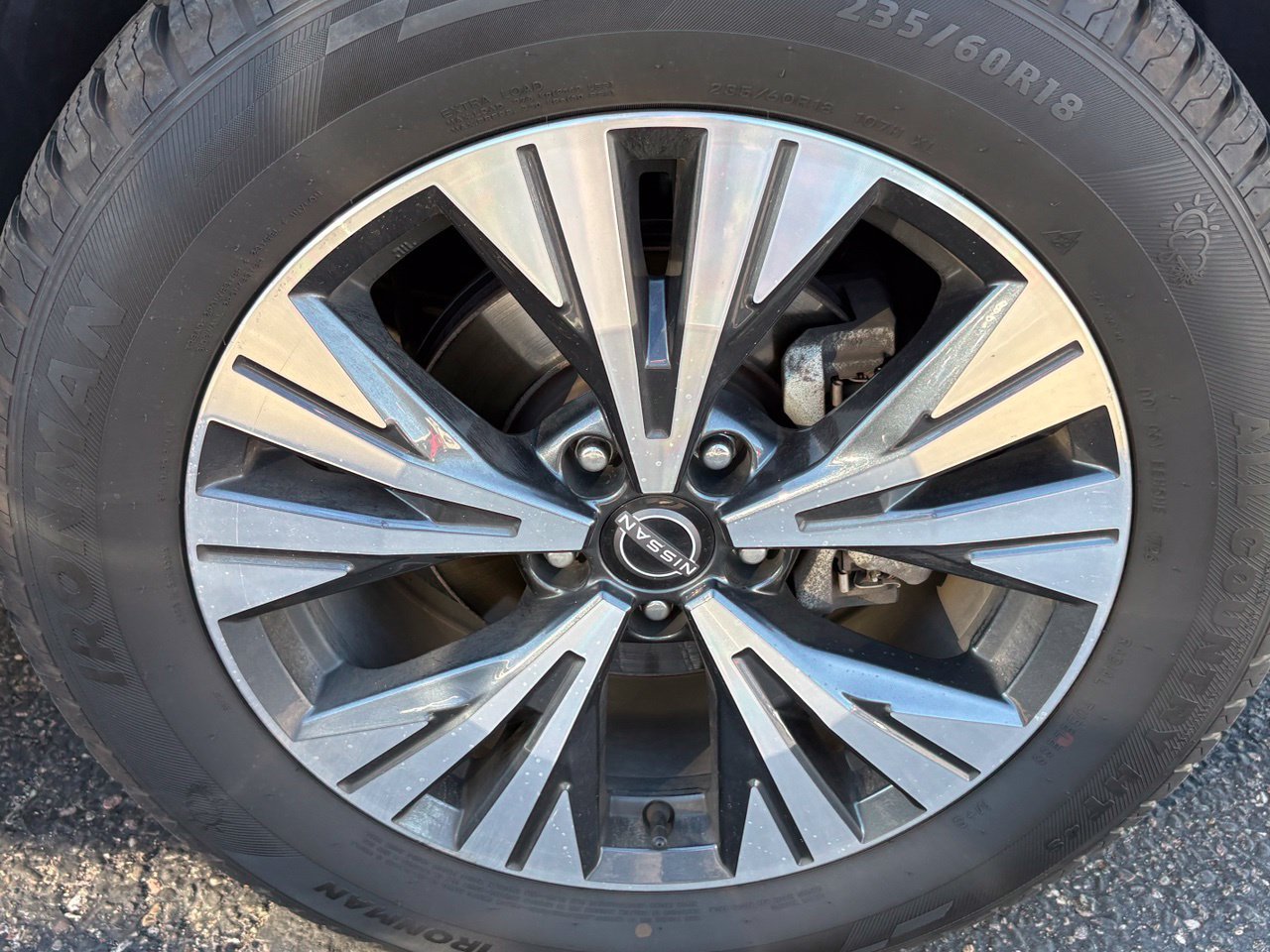 Certified 2023 Nissan Rogue SV FWD image 4