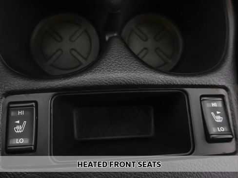 Used 2018 Nissan Rogue SV AWD/4WD image 5