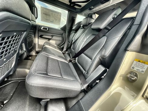 New 2025 Ford Bronco Big Bend w/ Black Diamond Package image 25